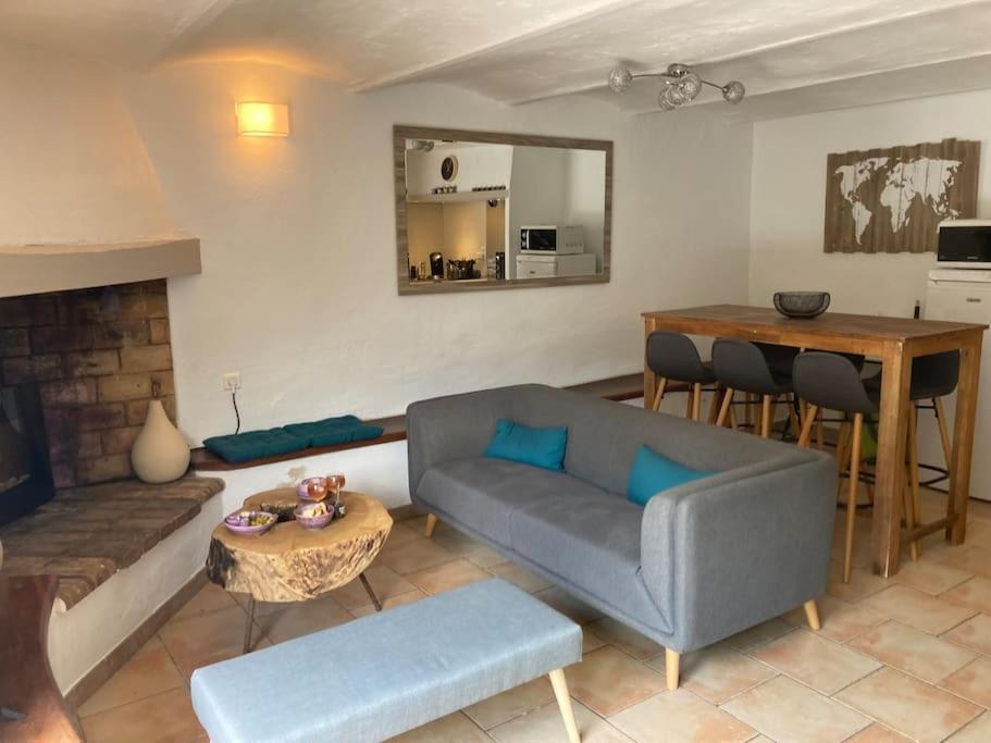 Petite Maison En Provence Plaisians Luaran gambar